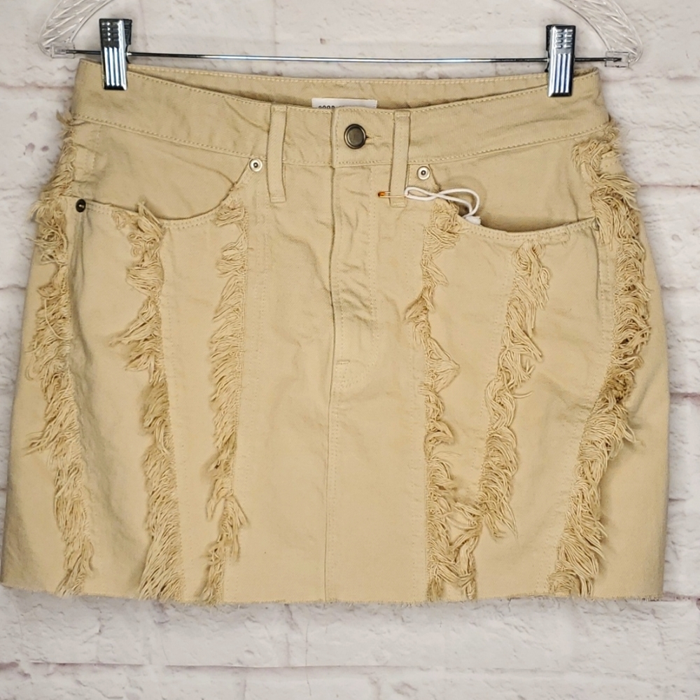 Good American Denim Frayed Seam Skirt